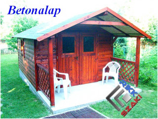 Kerti faház beton lemezalapon.